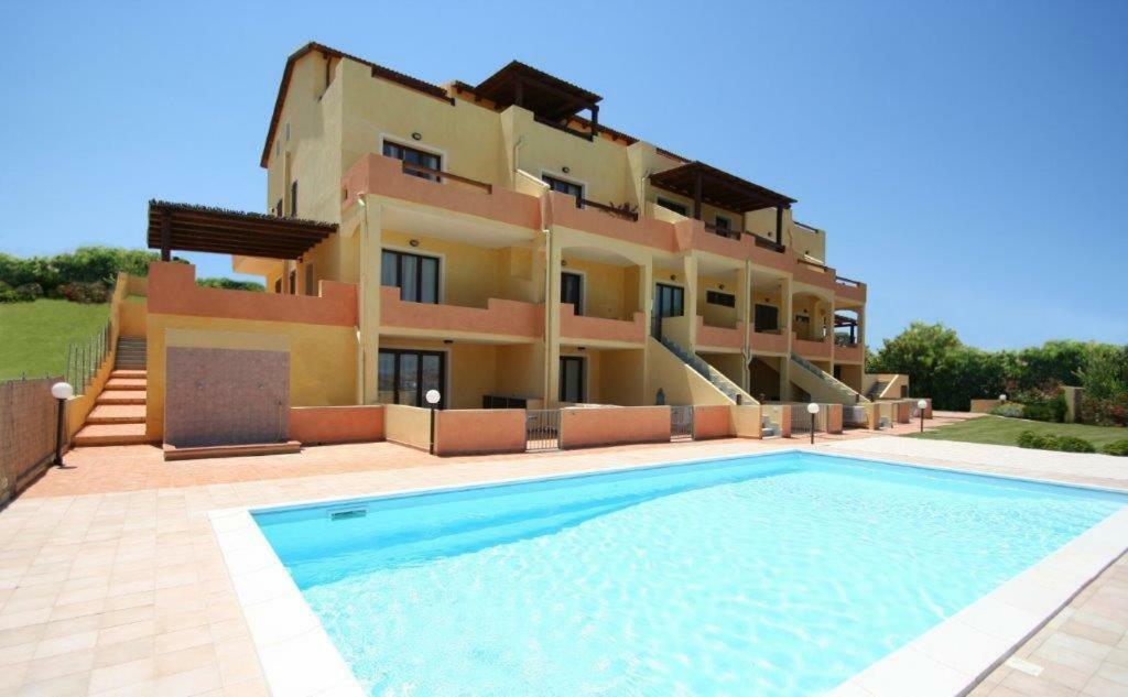 happy sun apartment Castelsardo Exterior foto